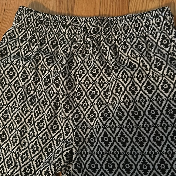 Tag Pants - Picture 2 of 5